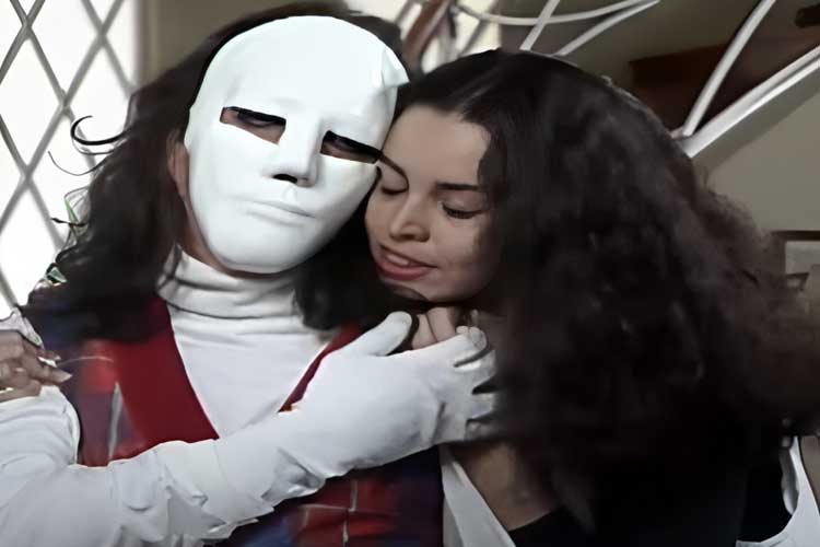 erros ao interpretar o mascarado a viagem