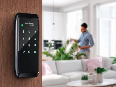 Fechaduras digitais com câmera integrada: Segurança extra para sua casa de campo