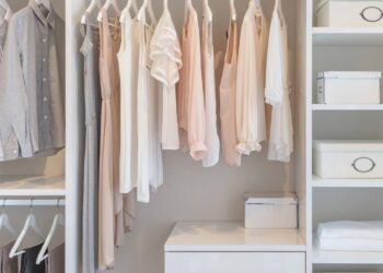 Como desapegar de roupas sem culpa: o método definitivo