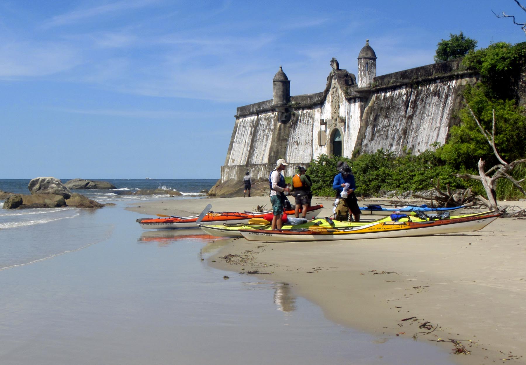 Roteiro Histórico em Cananéia: Descobrindo o Centro Colonial