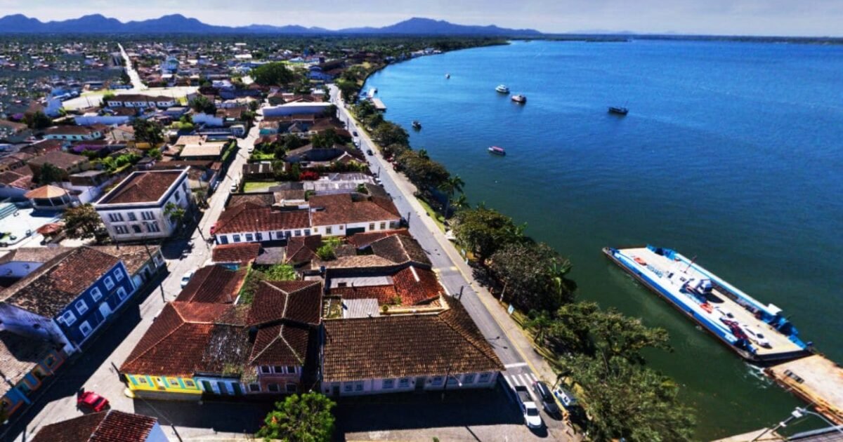 Onde Comer em Cananéia: Melhores Restaurantes de Frutos do Mar