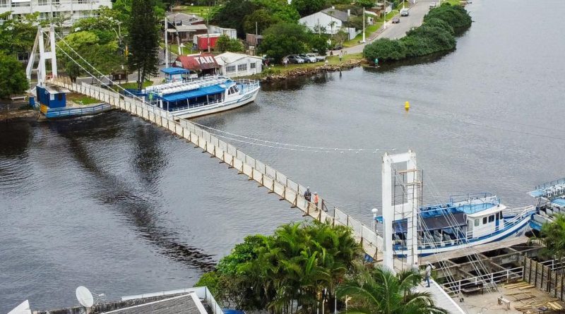 praias e gastronomia