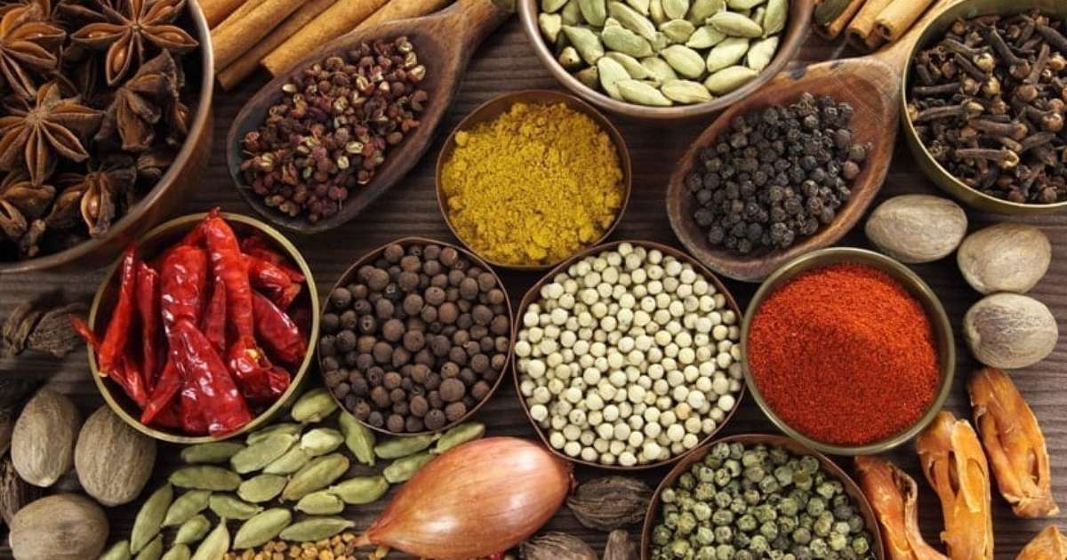 Desvendando os Sete Temperos Árabes: Usos e Benefícios