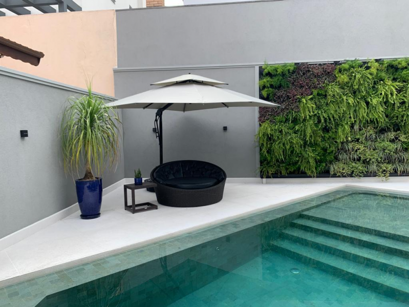 Manutenção de ombrelones: Dicas para aumentar a vida útil