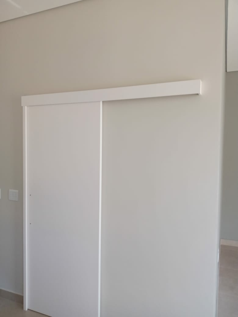 Como escolher a porta de correr ideal para cada ambiente