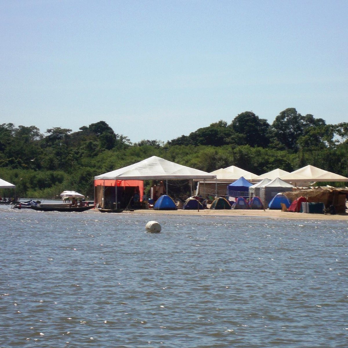 praias do Rio Araguaia para acampar