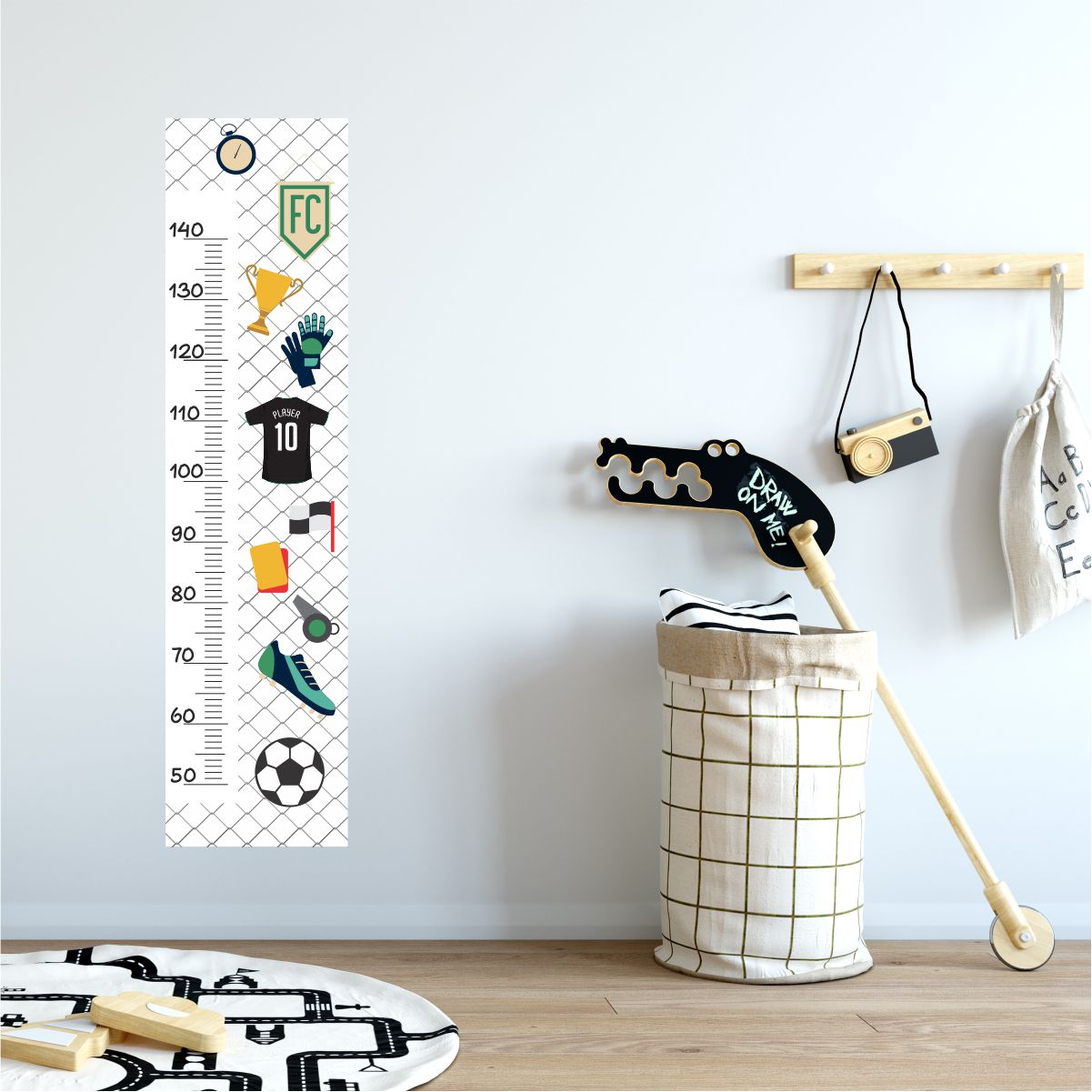 régua de crescimento infantil parede