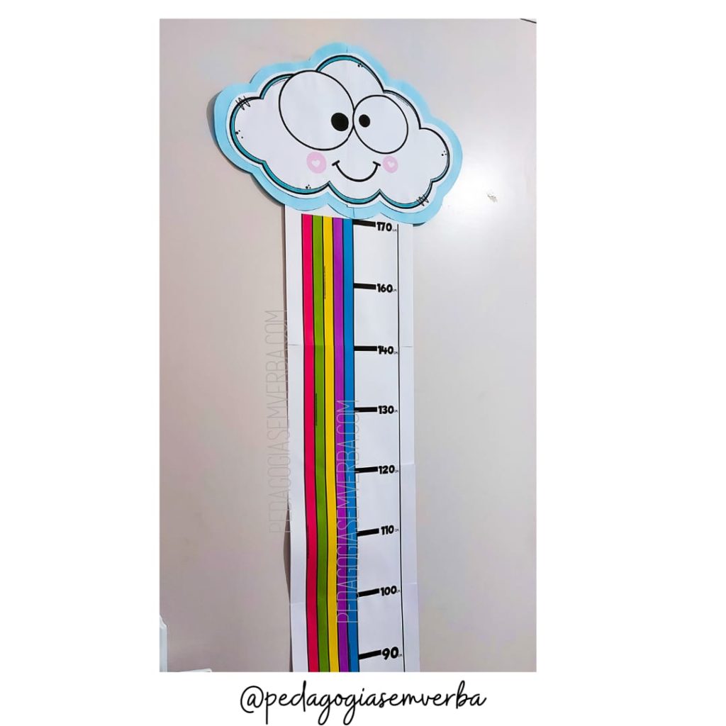 régua de crescimento infantil parede