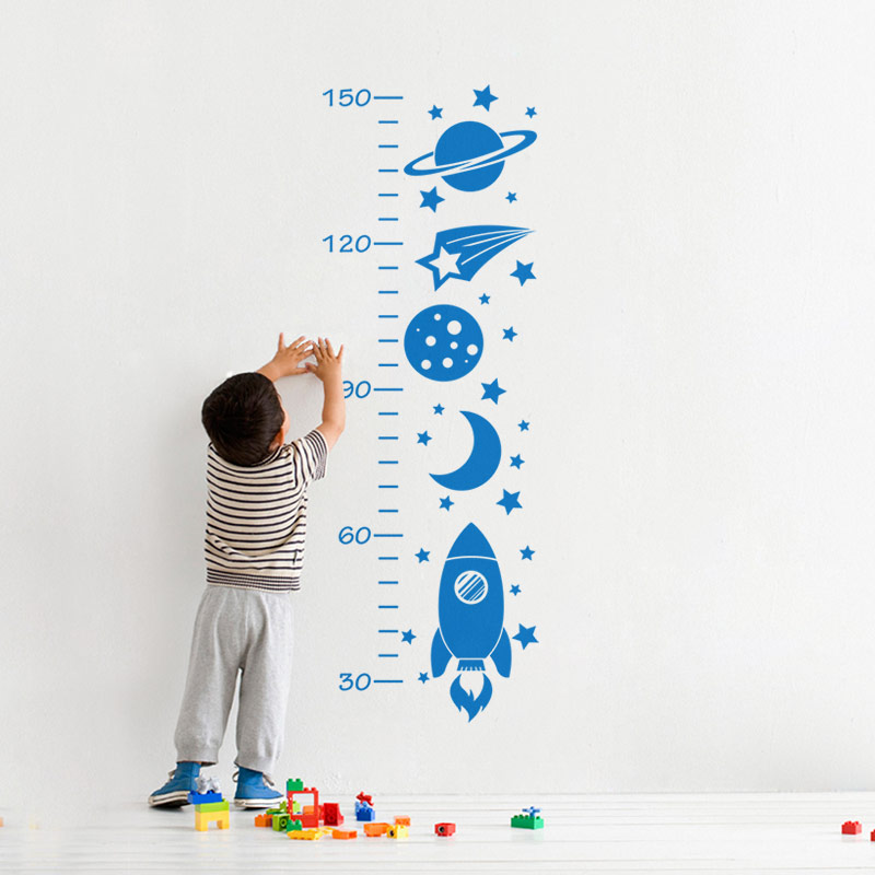 régua de crescimento infantil parede