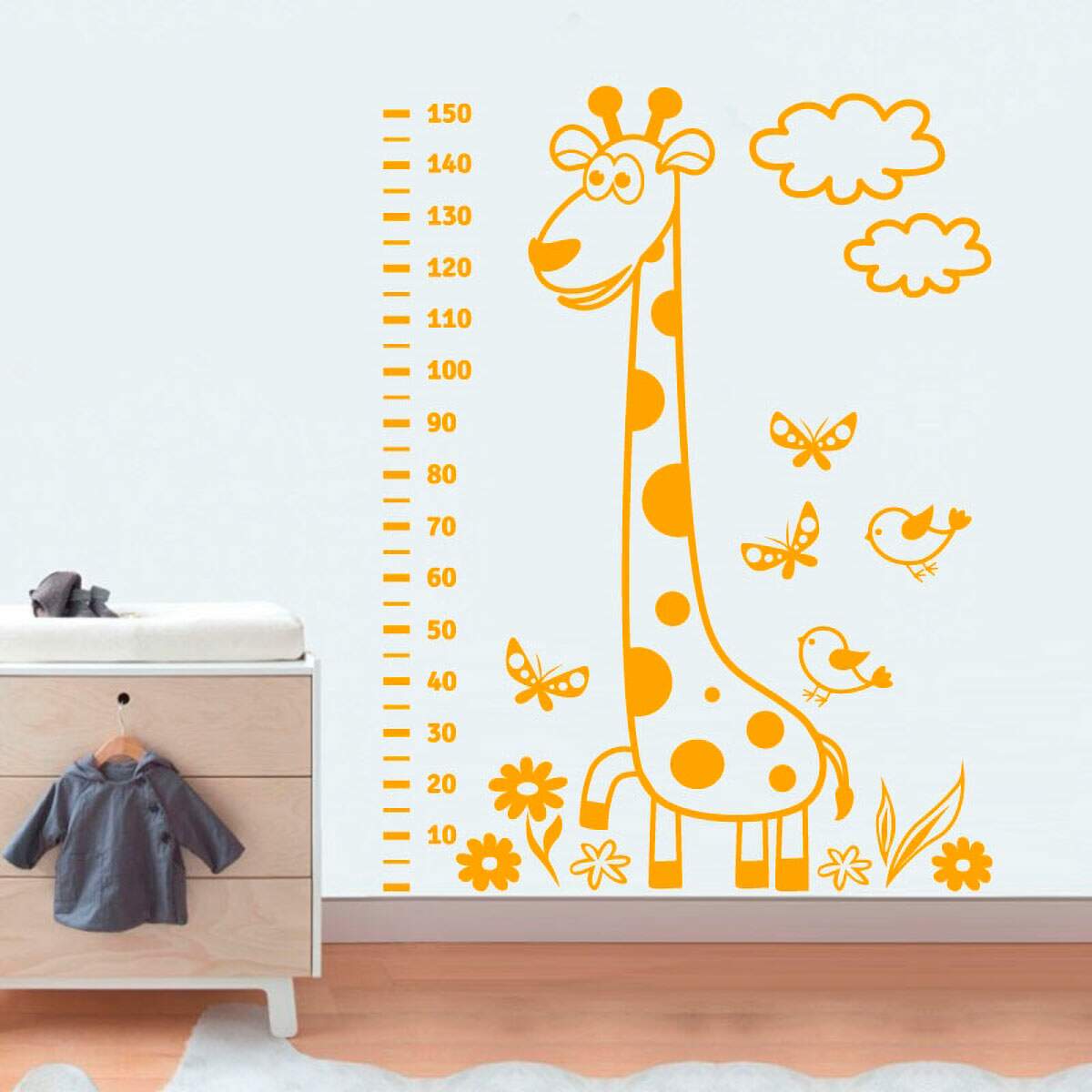 régua de crescimento infantil parede