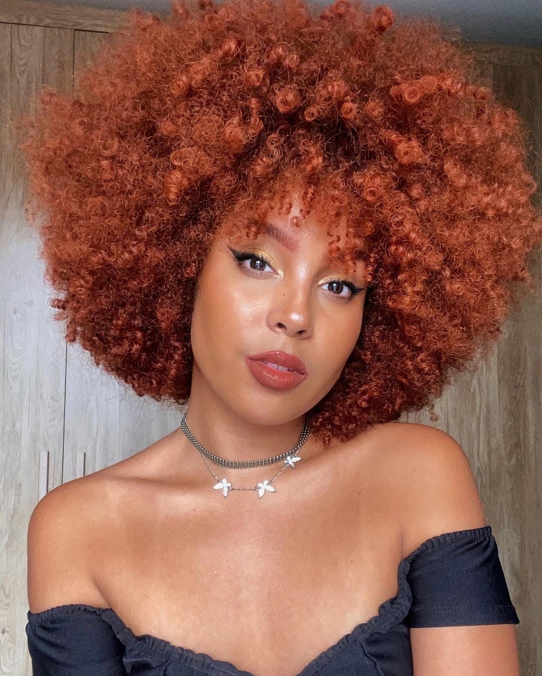 Guia Completo: Como Escolher o Tom de Ruivo Perfeito para Sua Pele