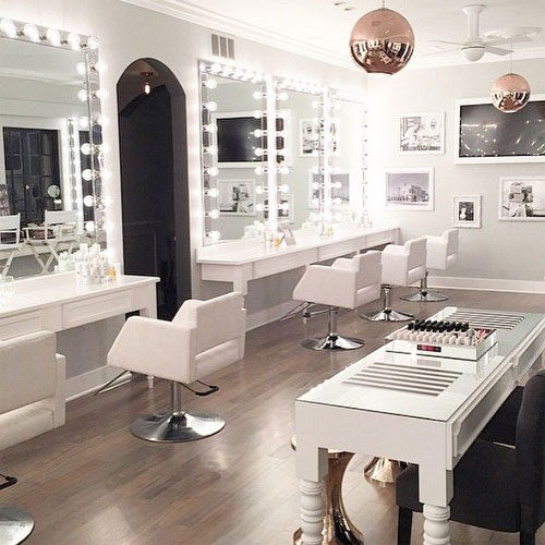 salão de beleza completo vs estúdio especializado