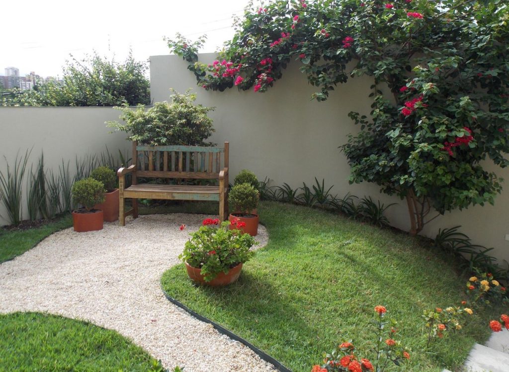 sapinho decorativo para jardim