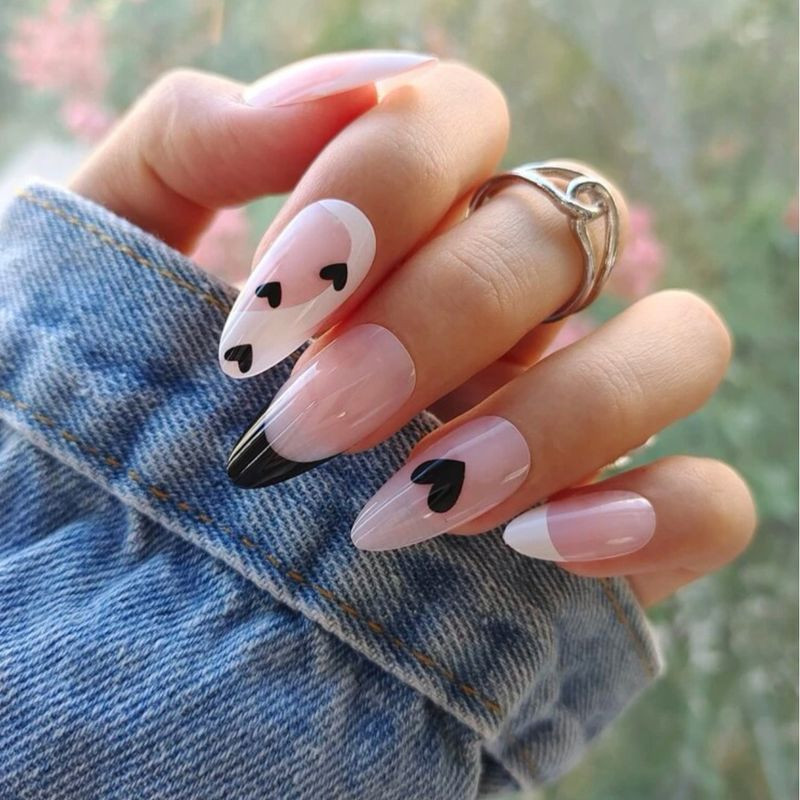 Unhas Amendoadas vs. Unhas Curtas: Qual o Formato Ideal para Você em 2026?