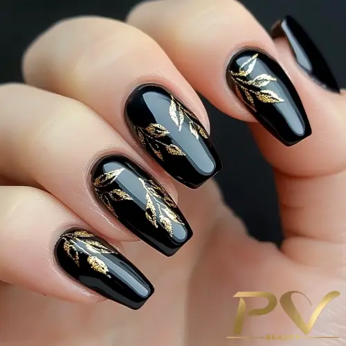 5 Ideias de Nail Art Minimalista com Esmalte Preto em Gel