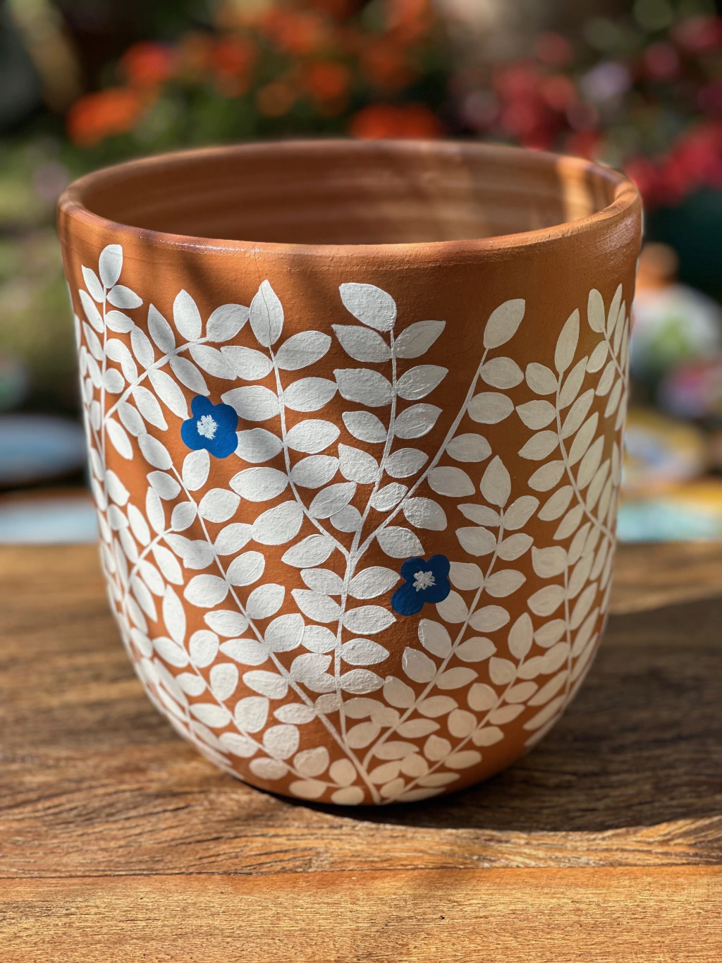 vasos de cerâmica pintados a mão